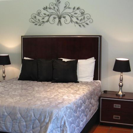 Mandalay Bed&Breakfast Durban Bagian luar foto