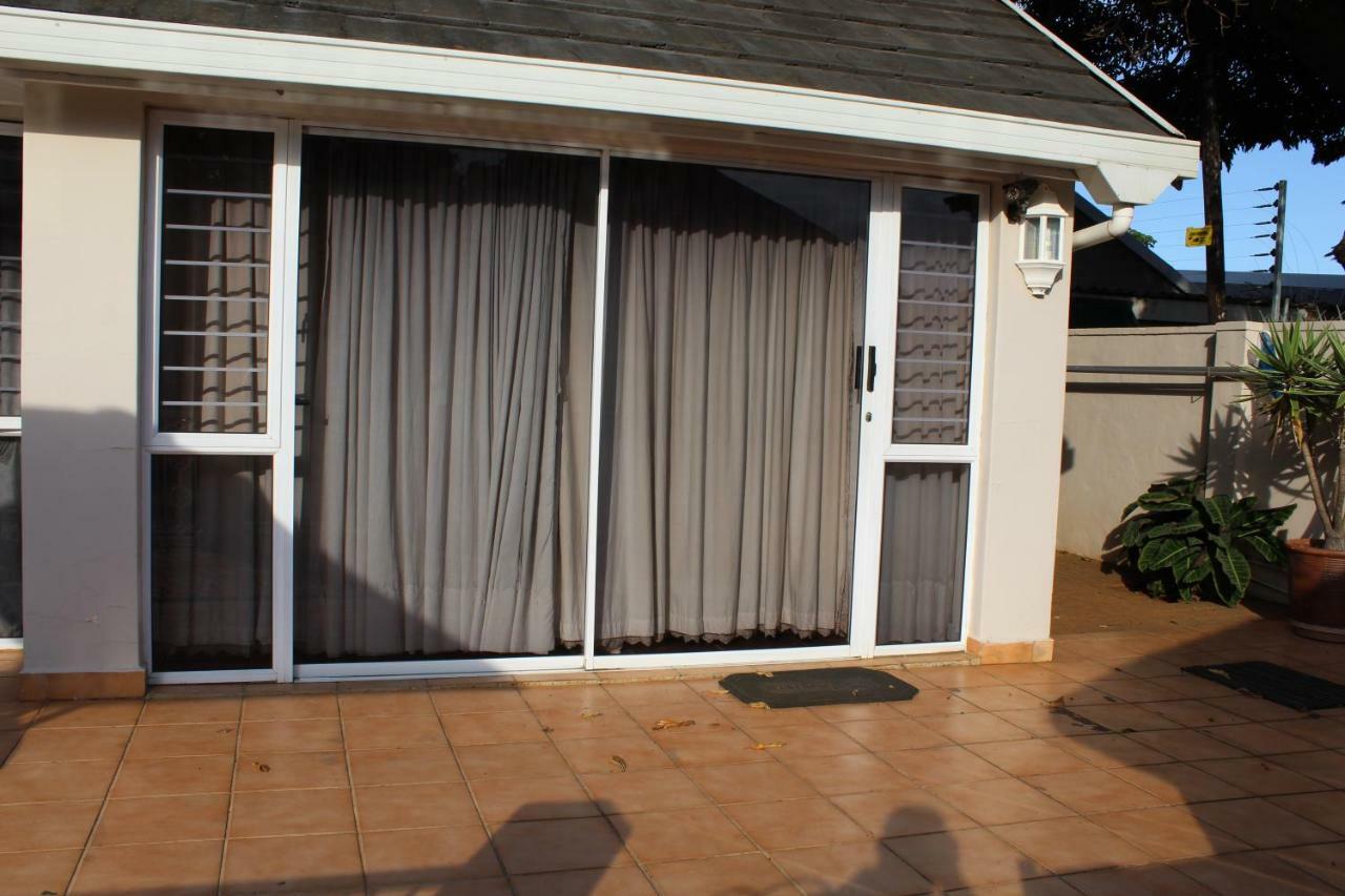 Mandalay Bed&Breakfast Durban Bagian luar foto